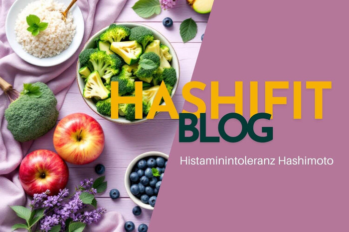 Histaminintoleranz Hashimoto Ernährung mit frischem Gemüse, Blaubeeren und Tee